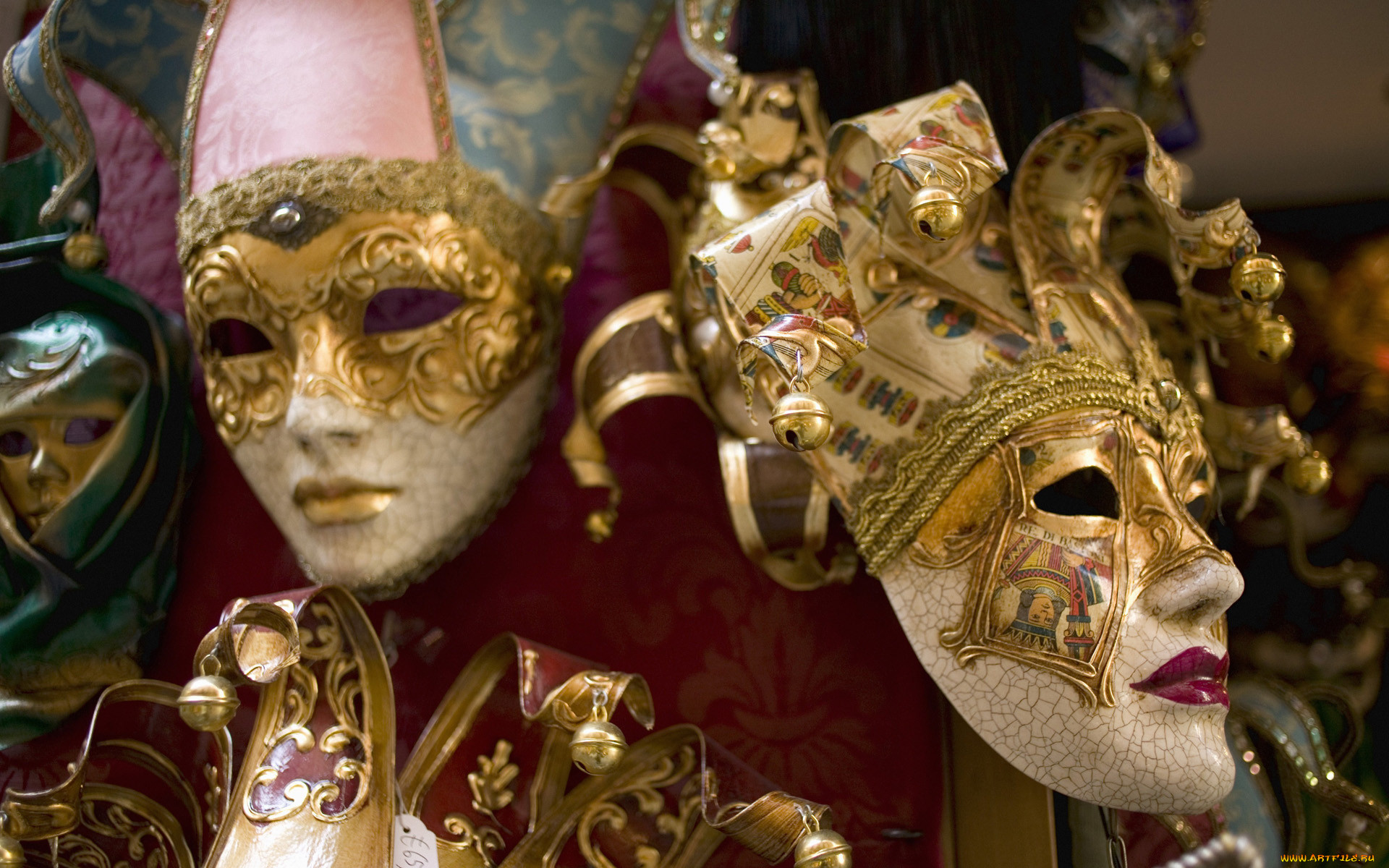 Театральная маска Венеция